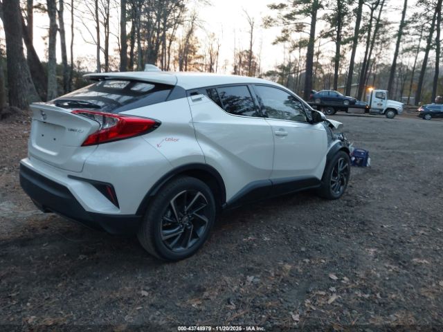 2021 TOYOTA C-HR JTNKHMBX3M1099315 Photo 3