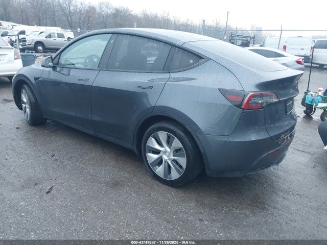 2022 TESLA MODEL Y 7SAYGDEE5NF442598 Photo 2