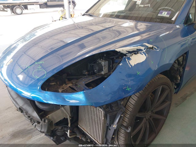 43749012 :رقم المزاد ، WP1AB2A5XFLB64897 vin ، 2015 Porsche Macan S مزاد بيع