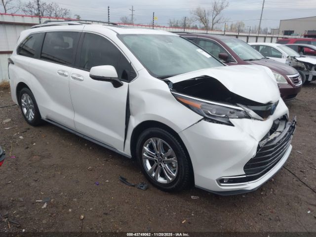 2024 TOYOTA SIENNA 5TDESKFC3RS128272