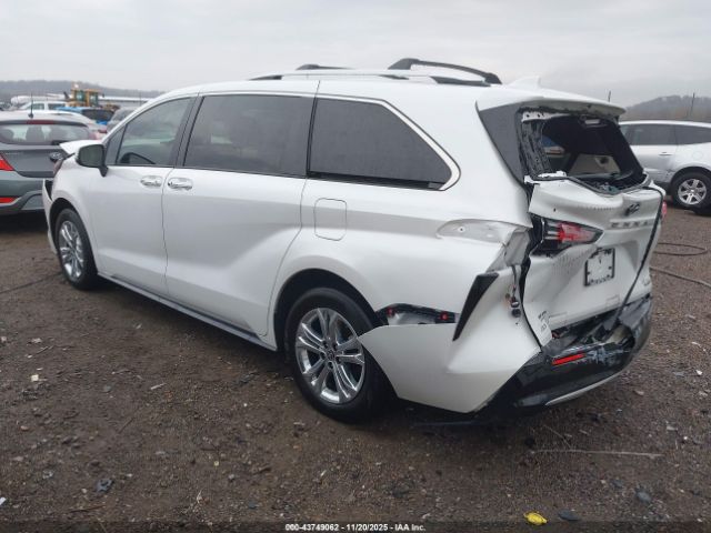 2024 TOYOTA SIENNA 5TDESKFC3RS128272 Photo 2