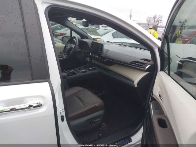 2024 TOYOTA SIENNA 5TDESKFC3RS128272 Photo 4