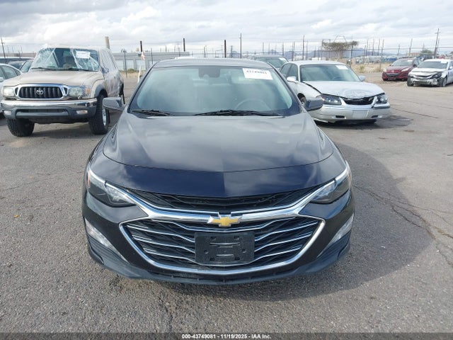 1G1ZD5ST5PF208424 Chevrolet Malibu Fwd 1lt