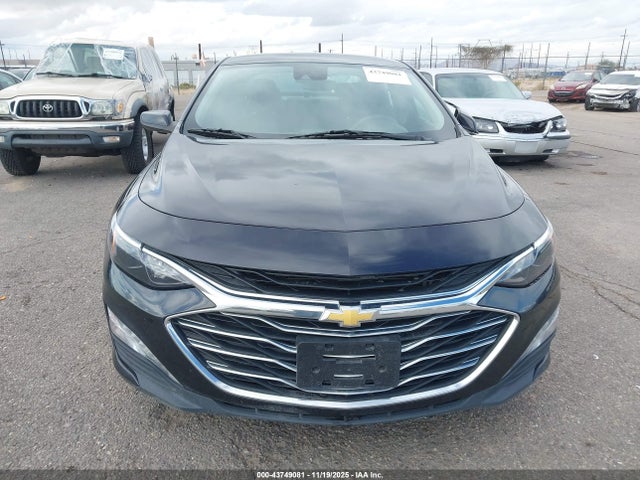 1G1ZD5ST5PF208424 Chevrolet Malibu Fwd 1lt