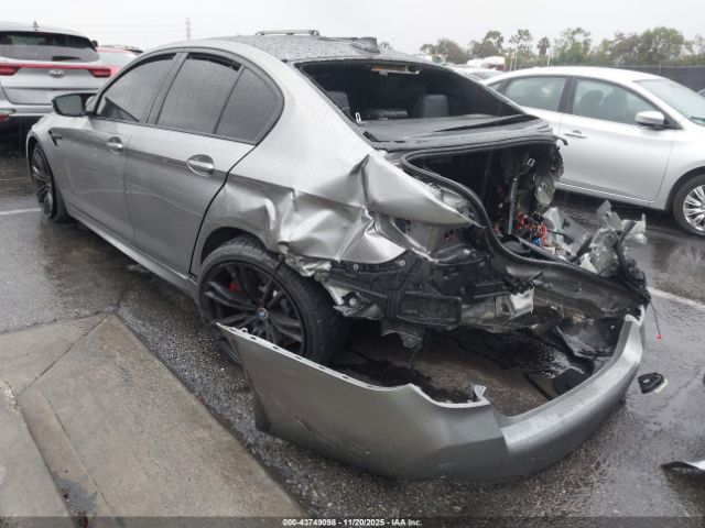 2021 BMW M5 WBS83CH07MCF95932 Photo 2