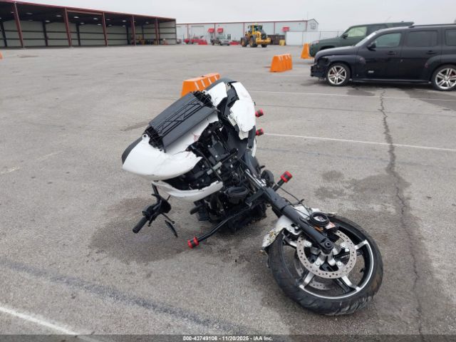 2024 HARLEY-DAVIDSON FLTRX 1HD1KH719RB611740 Photo 4