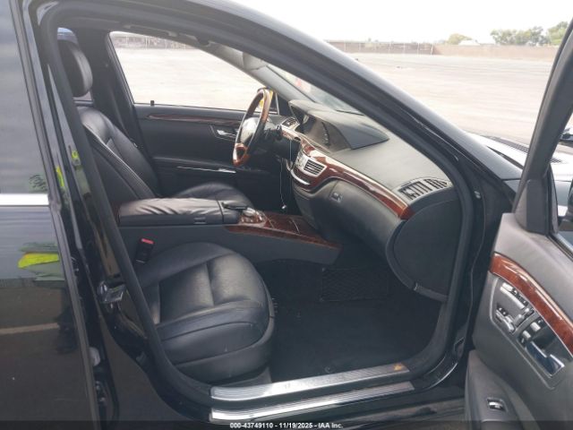 2012 MERCEDES-BENZ S 550 WDDNG7DB1CA432705 Photo 4