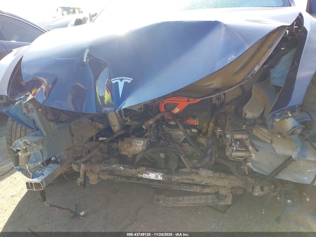 2022 TESLA MODEL Y 7SAYGDEF4NF399946 Photo 5