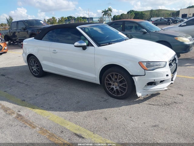 2015 AUDI A3 WAU6CLFF6F1109836 Photo 0