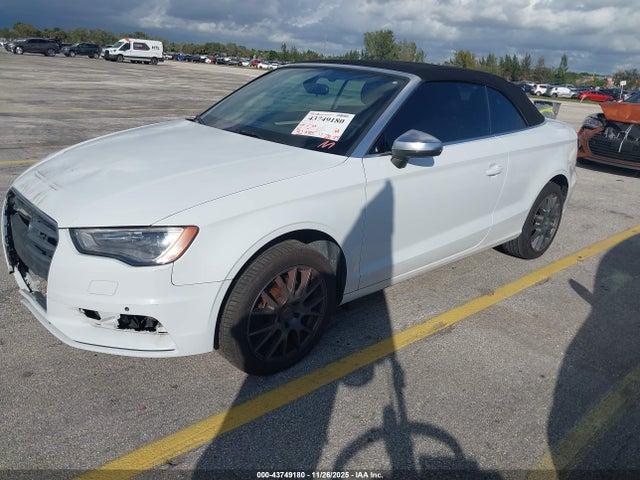2015 AUDI A3 WAU6CLFF6F1109836 Photo 1