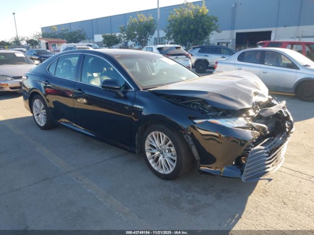2018 TOYOTA CAMRY HYBRID 4T1B21HK7JU009184