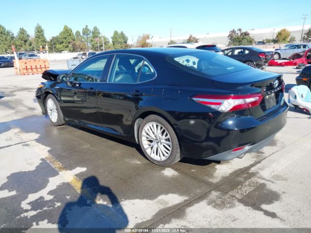 2018 TOYOTA CAMRY HYBRID 4T1B21HK7JU009184 Photo 2