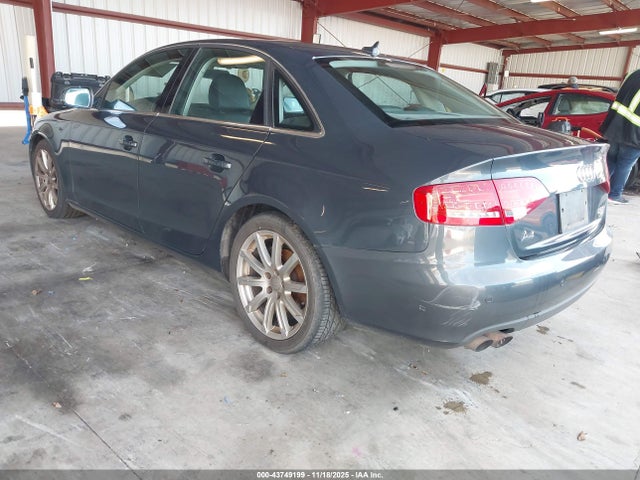 2010 AUDI A4 WAUFFAFL0AN011968 Photo 2