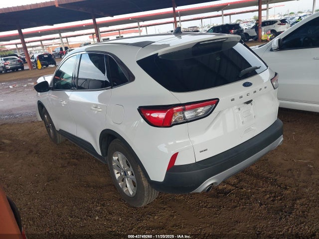 1FMCU0G66NUB11546 Ford ESCAPE SE