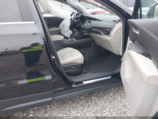 2021 CADILLAC XT4 1GYFZBR40MF072587 Photo 4