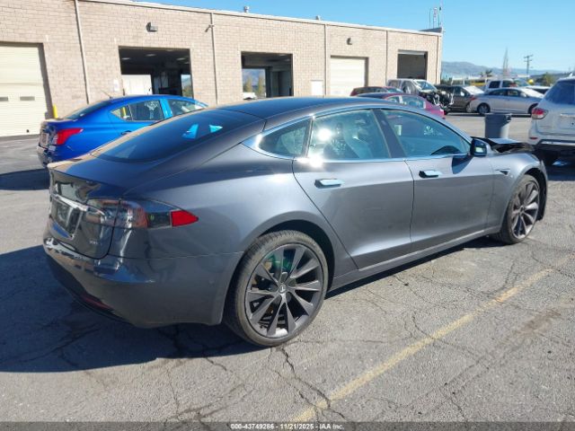 2019 TESLA MODEL S 5YJSA1E25KF306895 Photo 3
