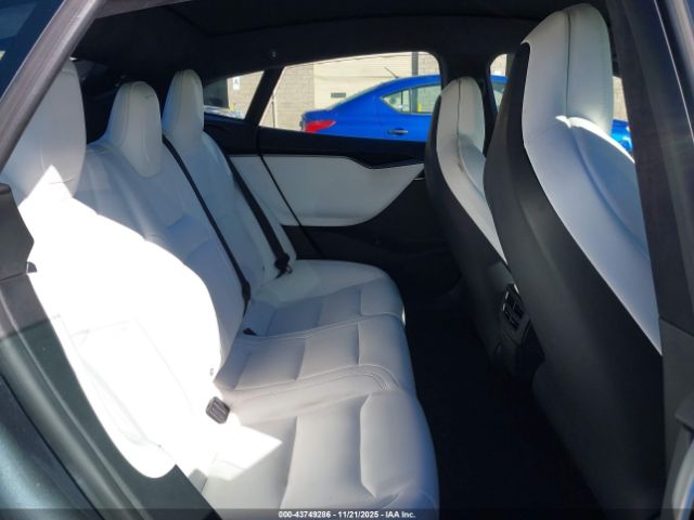 2019 TESLA MODEL S 5YJSA1E25KF306895 Photo 7