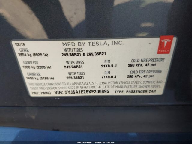 2019 TESLA MODEL S 5YJSA1E25KF306895 Photo 8