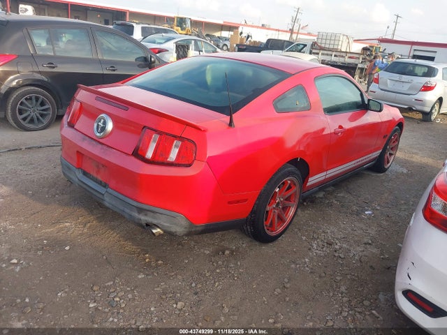 43749299 :رقم المزاد ، 1ZVBP8AN5A5170627 vin ، 2010 Ford Mustang V6/v6 Premium مزاد بيع