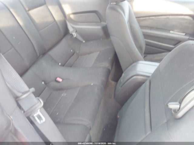 43749299 :رقم المزاد ، 1ZVBP8AN5A5170627 vin ، 2010 Ford Mustang V6/v6 Premium مزاد بيع
