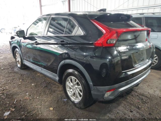 2018 MITSUBISHI ECLIPSE CROSS JA4AT3AA3JZ042237 Photo 2