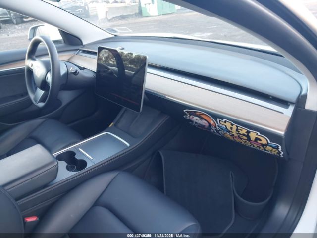 2022 TESLA MODEL 3 5YJ3E1EB1NF326901 Photo 4