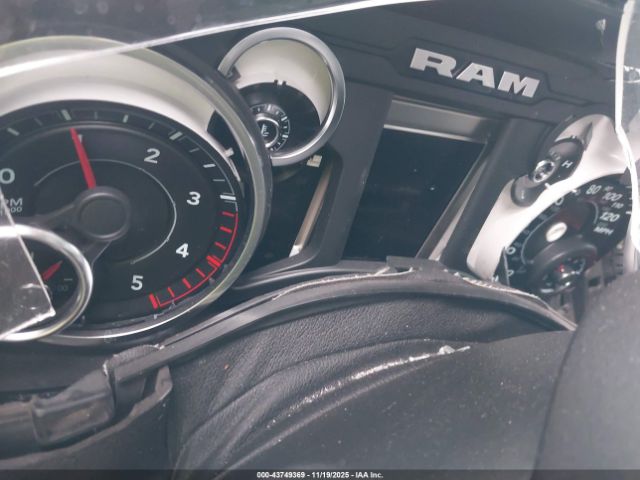 2020 RAM 2500 3C6UR5CL7LG227719 Photo 6