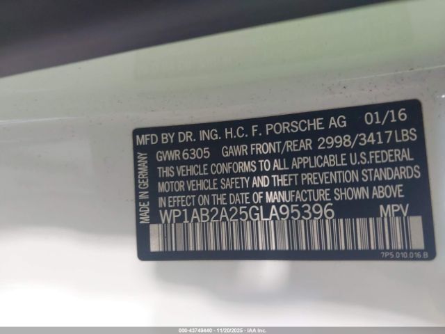 2016 PORSCHE CAYENNE WP1AB2A25GLA95396 Photo 8