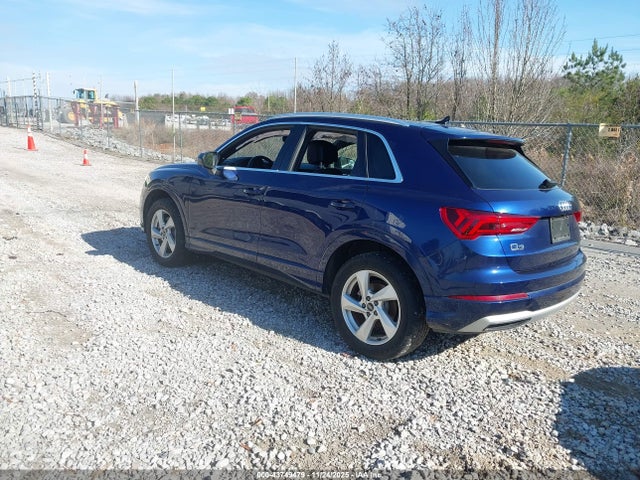 2021 AUDI Q3 WA1AUCF3XM1058591 Photo 2