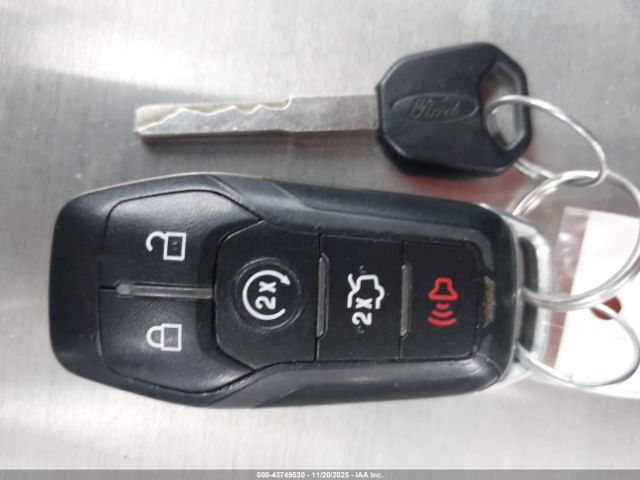 2017 FORD MUSTANG 1FA6P8TH6H5291226 Photo 10