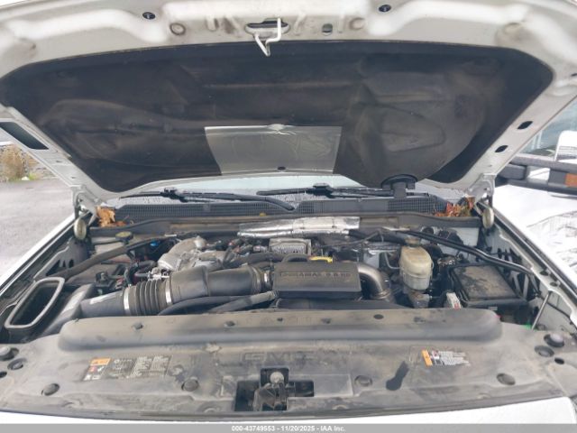 2017 GMC SIERRA 2500HD 1GT12UEY4HF202904 Photo 9