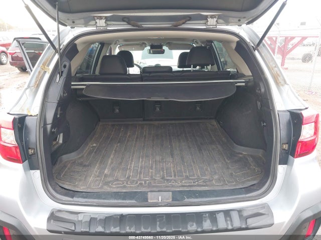 Subaru Outback 3.6r Limited 2018 4S4BSENC7J3209296 Image 17