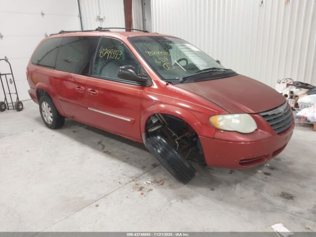 2005 CHRYSLER TOWN & COUNTRY 2C4GP54L65R103271 Photo 0