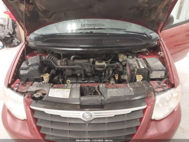 2005 CHRYSLER TOWN & COUNTRY 2C4GP54L65R103271 Photo 9