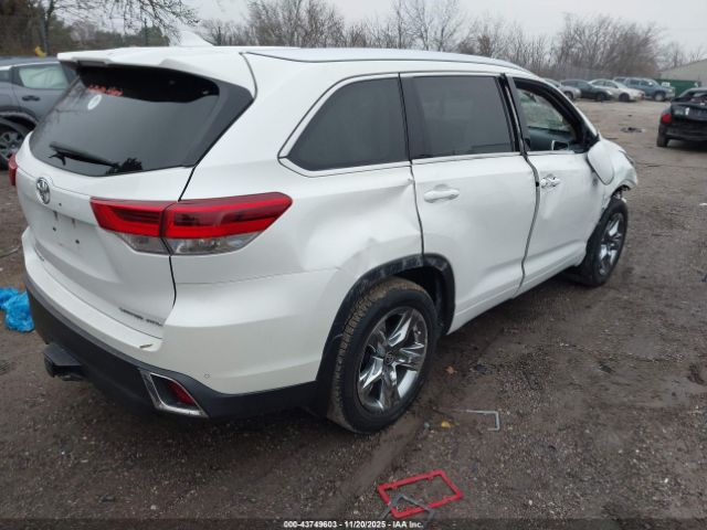 2019 TOYOTA HIGHLANDER 5TDDZRFH5KS746744 Photo 3