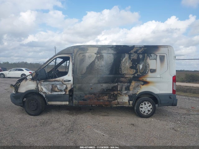 Ford Transit-250 2015 1FTNR2CMXFKA03040 Image 13