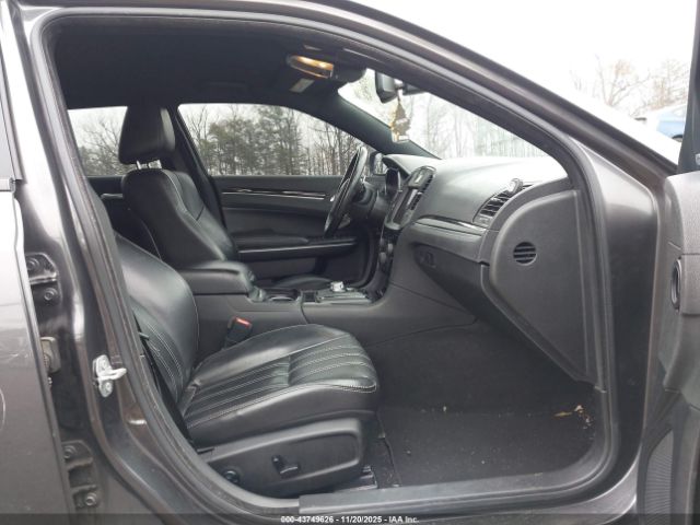 2021 CHRYSLER 300 2C3CCABG3MH528979 Photo 4