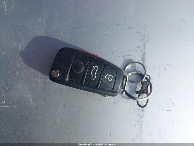 2016 AUDI A3 WAUA7GFF3G1104472 Photo 10