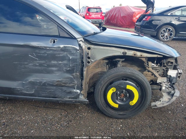 2016 AUDI A3 WAUA7GFF3G1104472 Photo 5