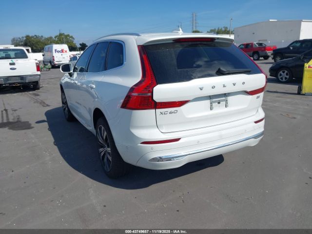 2023 VOLVO XC60 YV4L12DN4P1194397 Photo 2