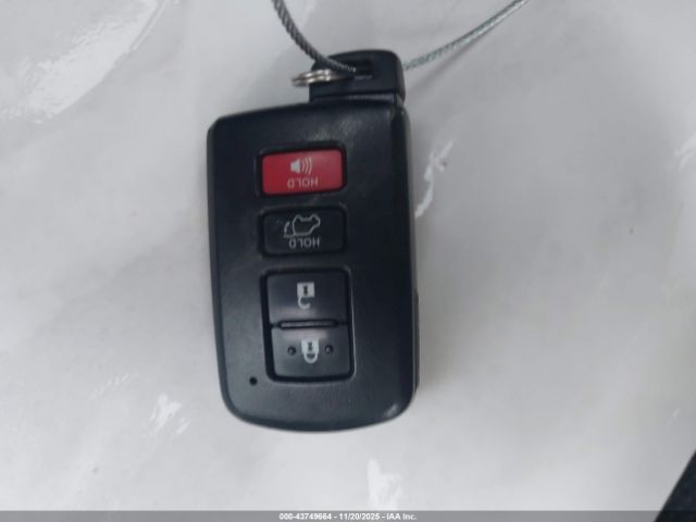 2018 TOYOTA RAV4 JTMWFREV1JJ734482 Photo 10