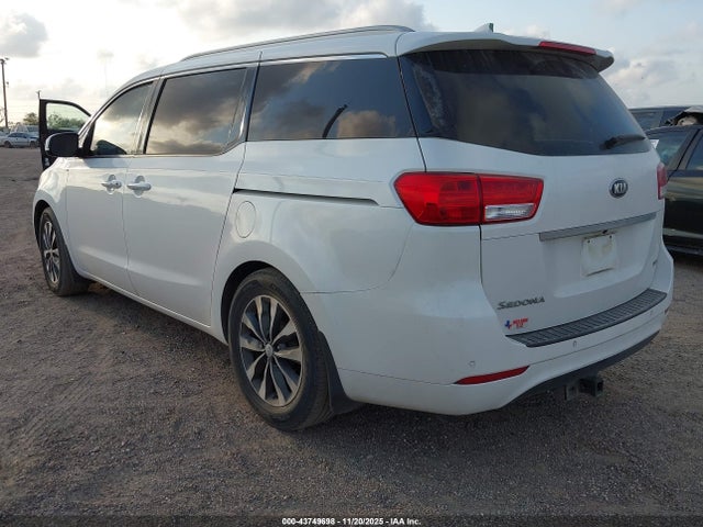 2016 KIA SEDONA KNDMC5C1XG6132765 Photo 2