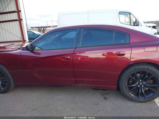 2C3CDXBG5HH511395 Dodge Charger Se Rwd