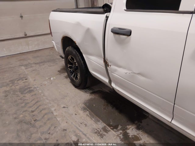 43749743 :رقم المزاد ، 1D7RB1GT5BS673841 vin ، 2011 Ram Ram 1500 St مزاد بيع