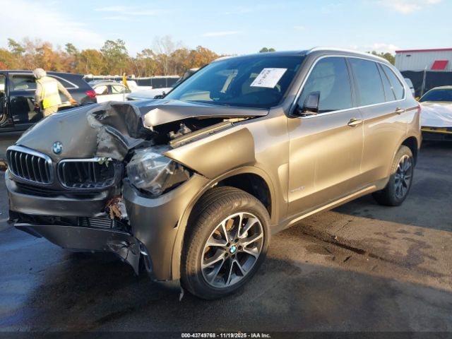 2018 BMW X5 5UXKR0C53J0X87239 Photo 1