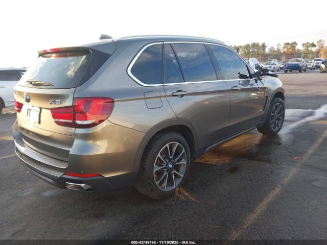 2018 BMW X5 5UXKR0C53J0X87239 Photo 3