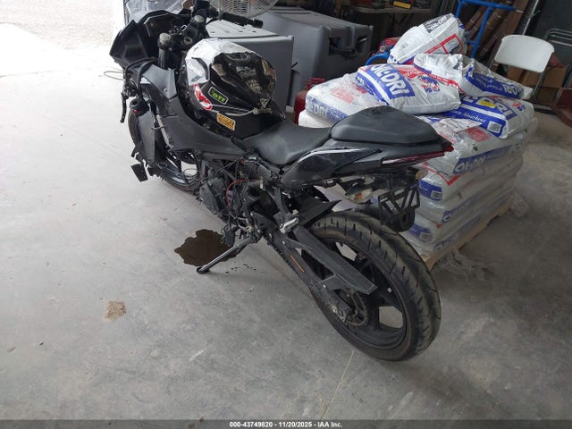 2024 KAWASAKI EX500 ML5EXGH10RDA31596 Photo 2