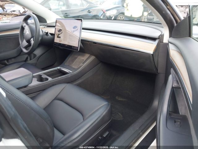 2021 TESLA MODEL 3 5YJ3E1EA3MF091133 Photo 4