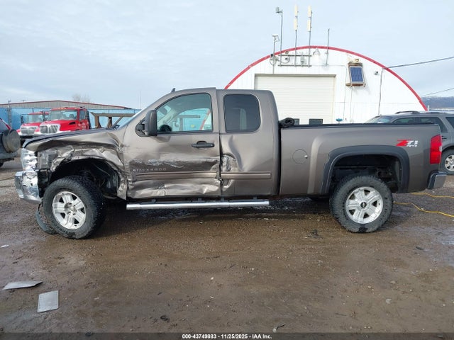 Продажа на аукционе авто 2013 Chevrolet Silverado 1500 Lt, vin: 1GCRKSE74DZ167496, номер лота: 43749883