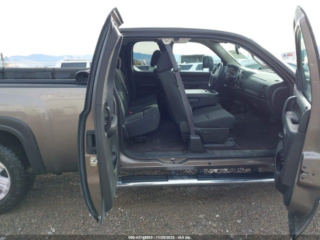 Продажа на аукционе авто 2013 Chevrolet Silverado 1500 Lt, vin: 1GCRKSE74DZ167496, номер лота: 43749883